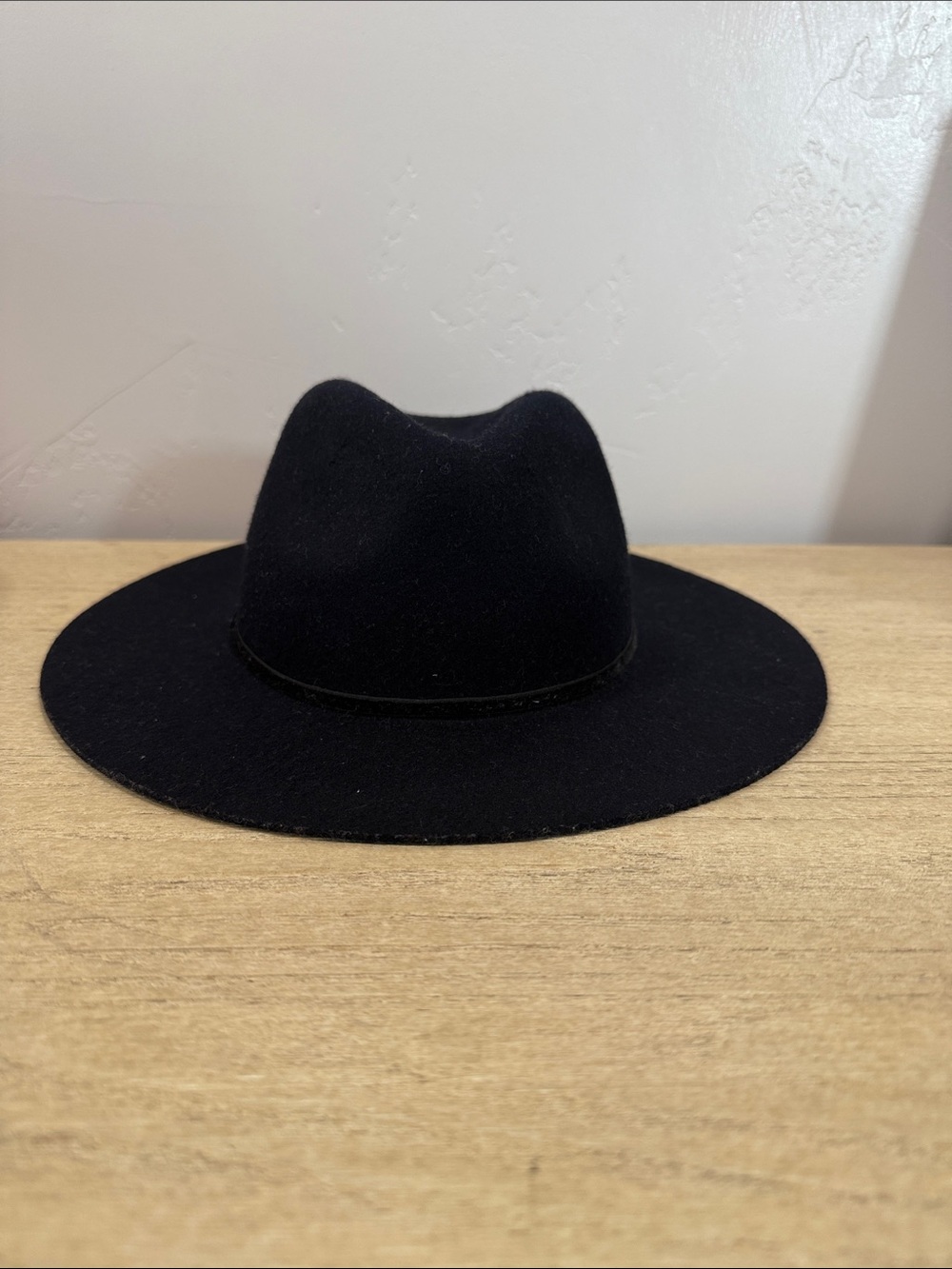 Black Wide-Brim Felt Fedora Hat - Unbranded